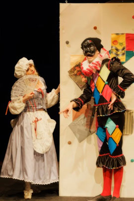ARLECCHINO E LE MAGICHE PENNE DELL'ORCO
